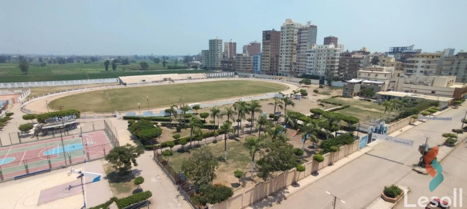 Building for sale with an area 120 meters and 12 rooms in Desouq Kafr Al sheikh