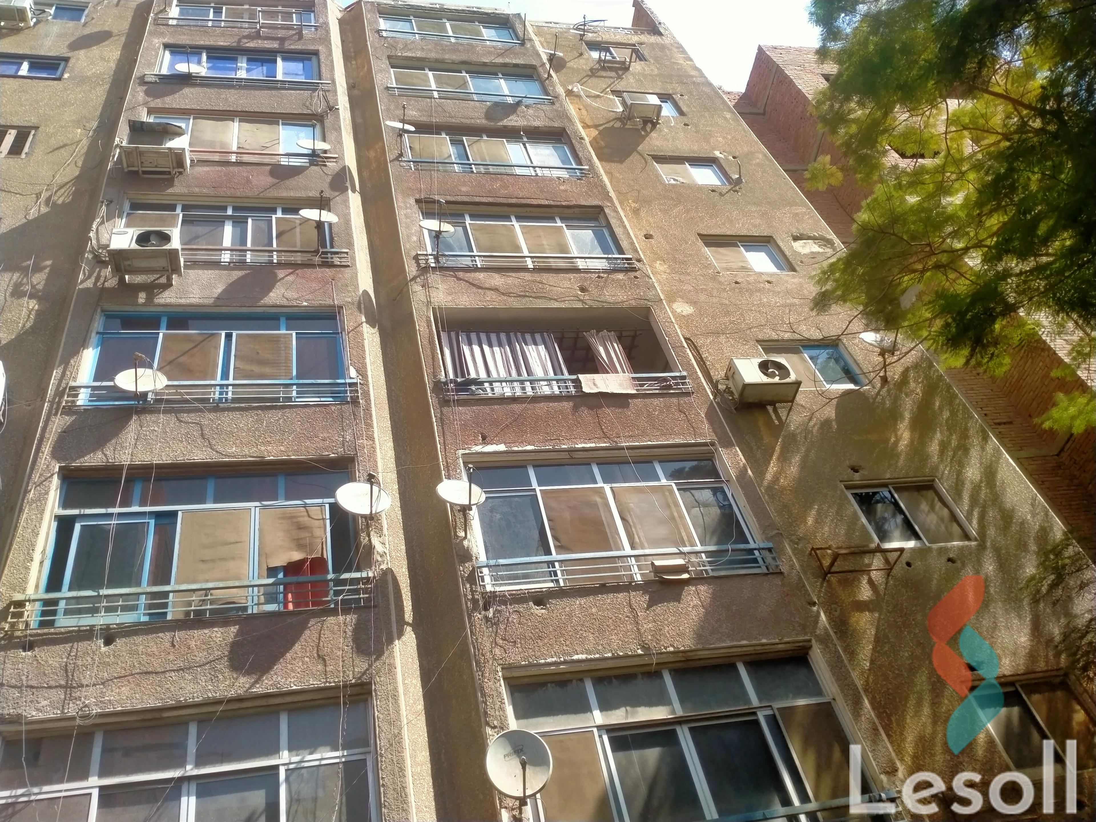 Building for sale with an area 240 meters and 3 rooms in Haram Giza