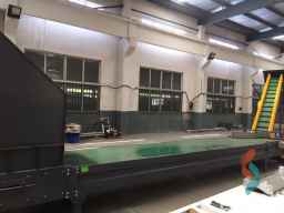 مصنع غذائى للبيع 2000م مبانى 60 بالمائه