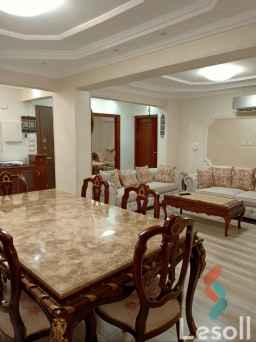 شقة 160م دور أرضي الحي7 مدينة نصر القاهرة من المالك لجميع الاغراض سكني/تجاري