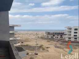 للبيع شقة في دمياط الجديدة منطقة بيت الوطن قريبة من حورس