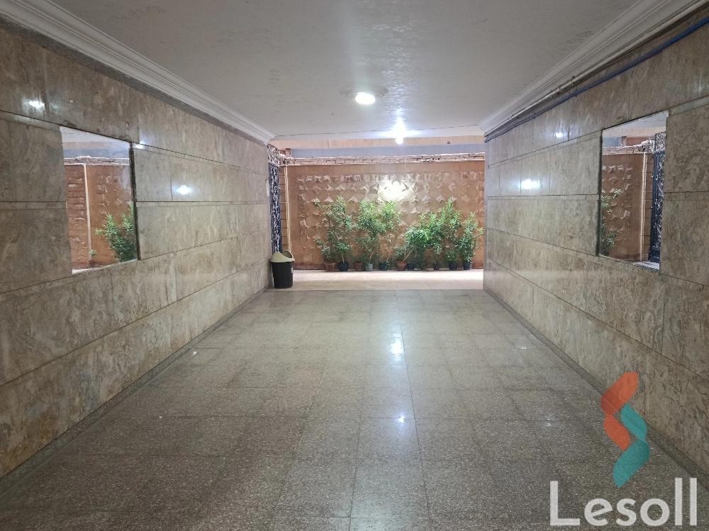 Apartment for sale with an area 105 meters and 2 room in Hadayek Alahram Giza