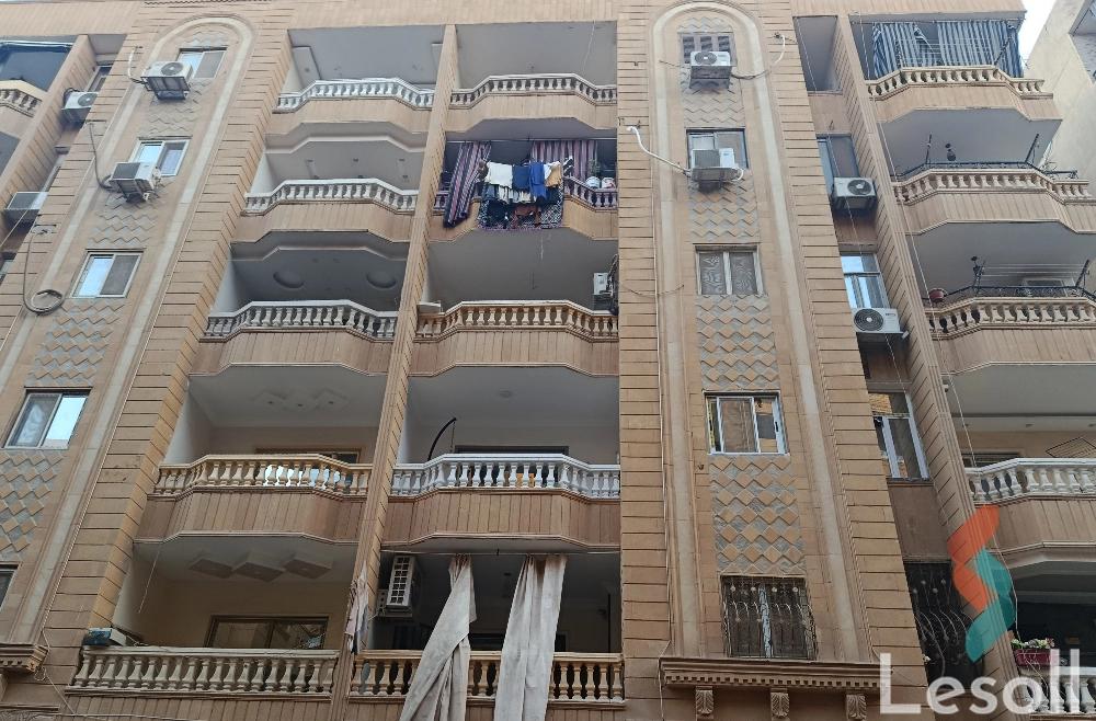Apartment for sale with an area 105 meters and 2 room in Hadayek Alahram Giza