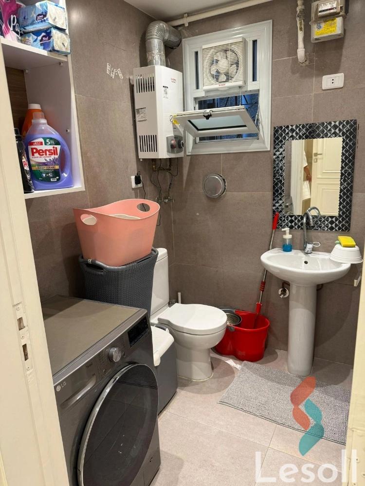 شقة فندقية للبيع بمساحة 300 متر و 3 غرف في المهندسين الجيزة - كل الصور