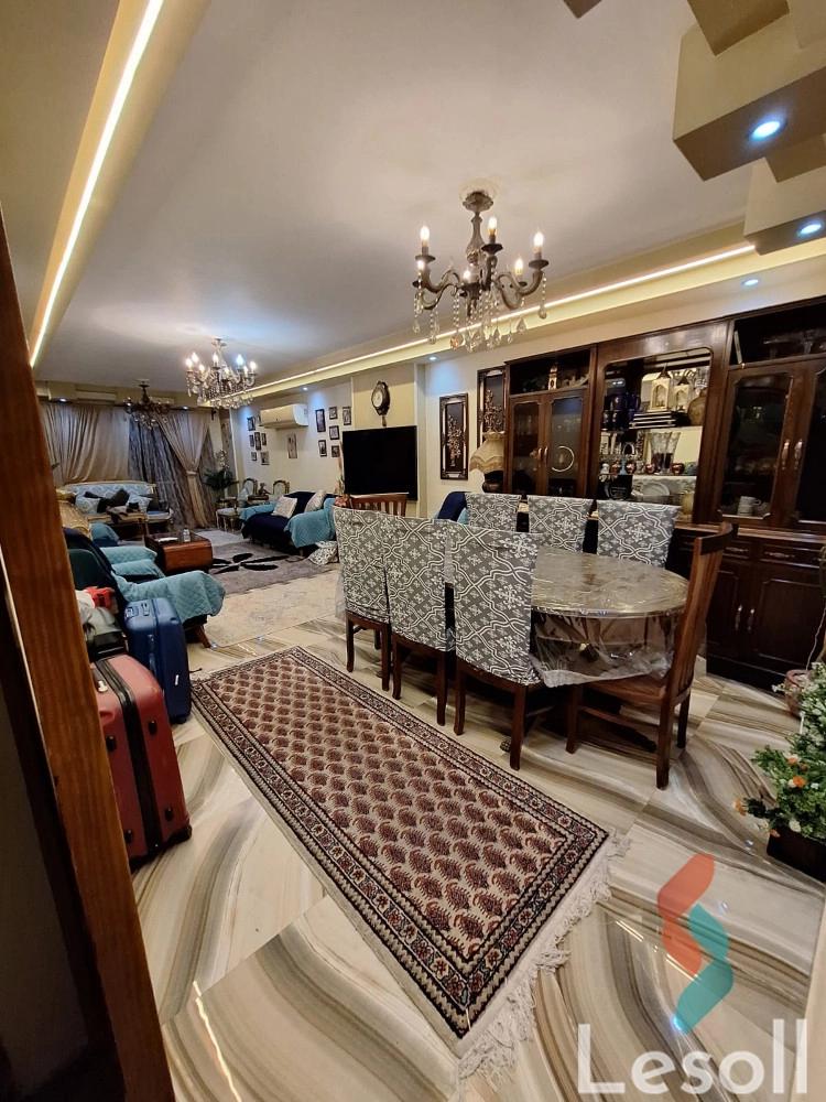 Apartment for sale with an area 175 meters and 3 rooms in Snumberi Bishr Alexandria