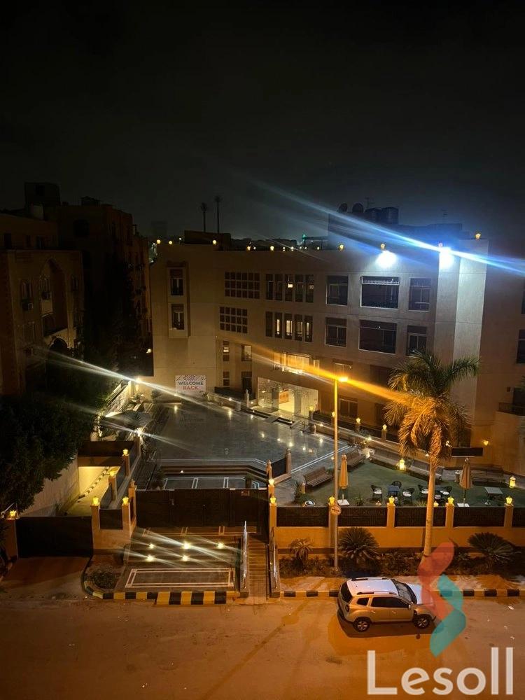 Apartment for sale with an area 185 meters and 3 rooms in New Cairo Cairo - All Images