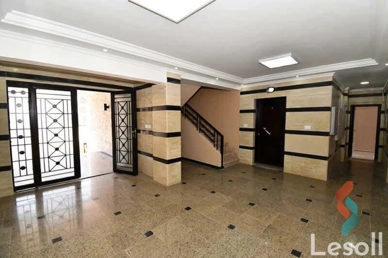 Apartment for yearly rent with an area 130 meters and 3 rooms in Cheikh Zayed Giza