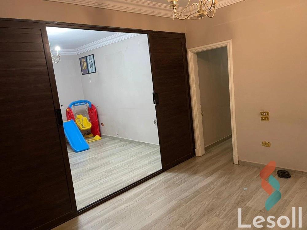 Apartment for sale with an area 300 meters and 3 rooms in Heliopolis Cairo
