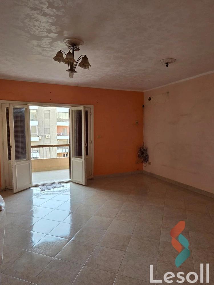 Apartment for sale with an area 105 meters and 2 room in Hadayek Alahram Giza