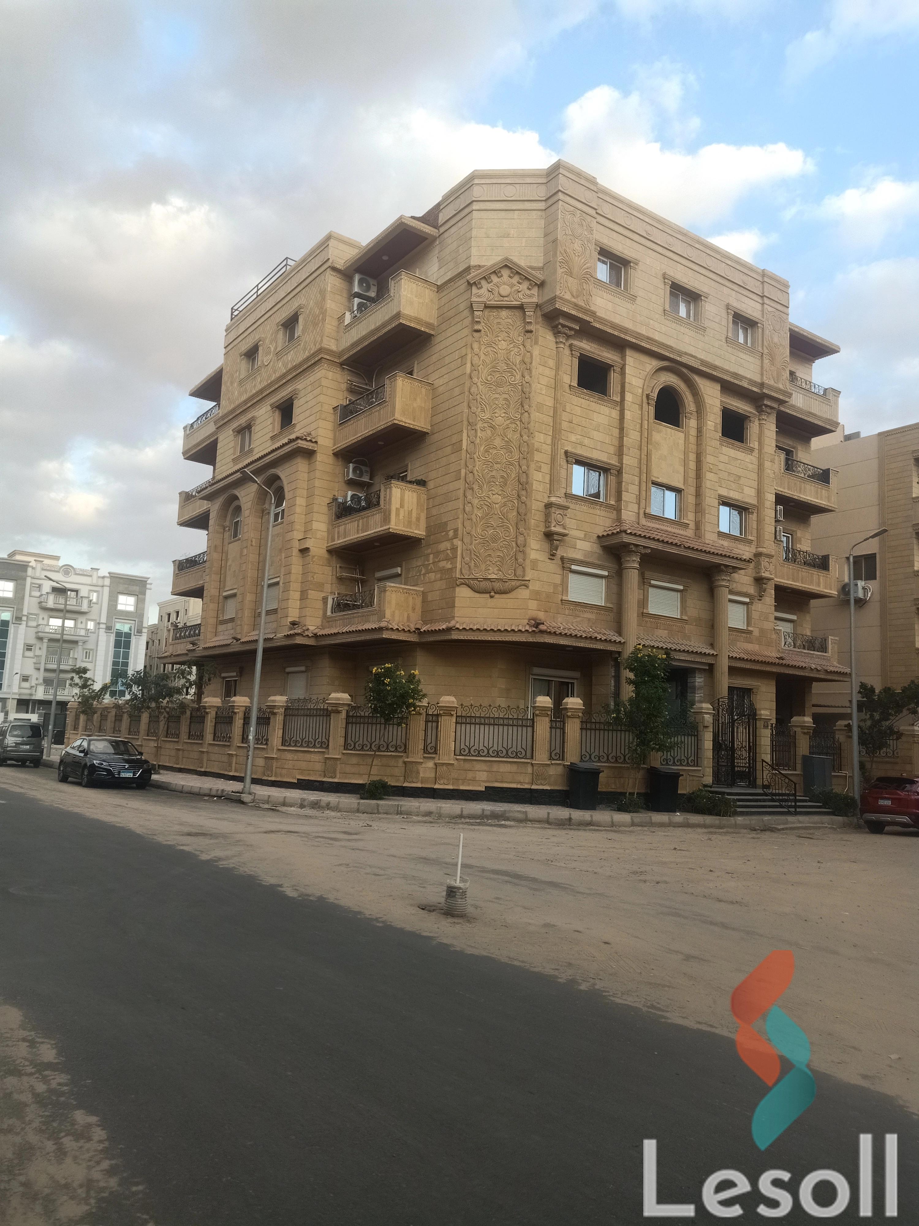 Apartment for sale with an area 250 meters and 3 rooms in Cheikh Zayed Giza