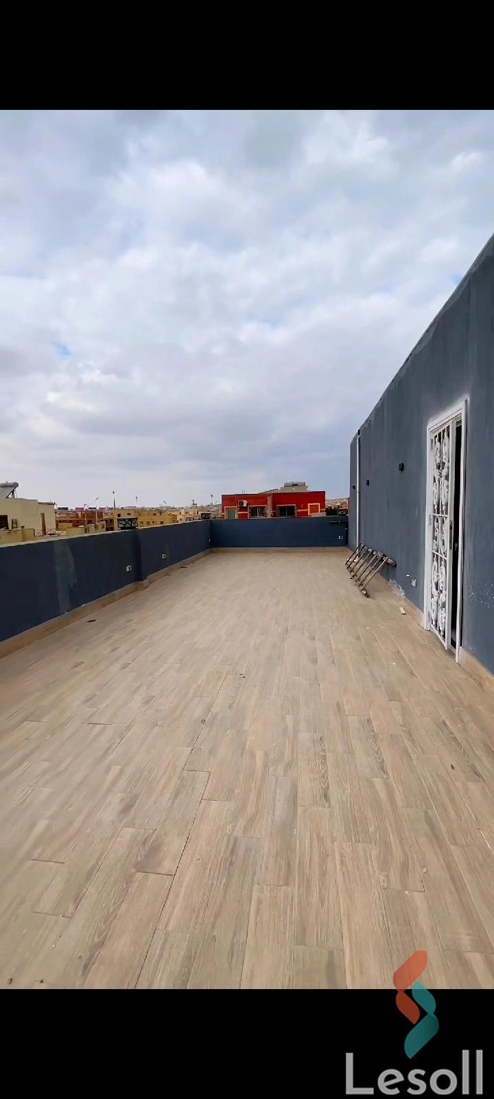 Townhouse for sale with an area 394 meters and 5 rooms in Cheikh Zayed Giza