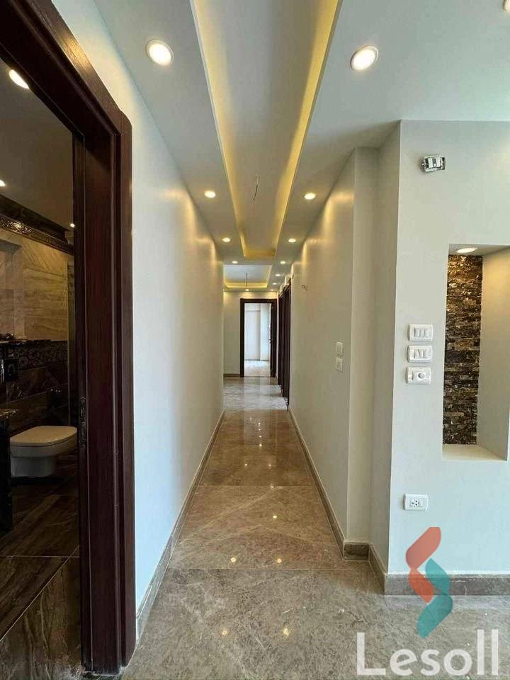 شقة للبيع بمساحة 171 متر و 3 غرف في شيراتون القاهرة