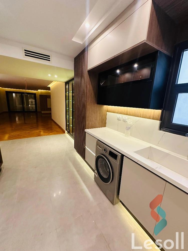 شقة للبيع بمساحة 171 متر و 3 غرف في شيراتون القاهرة