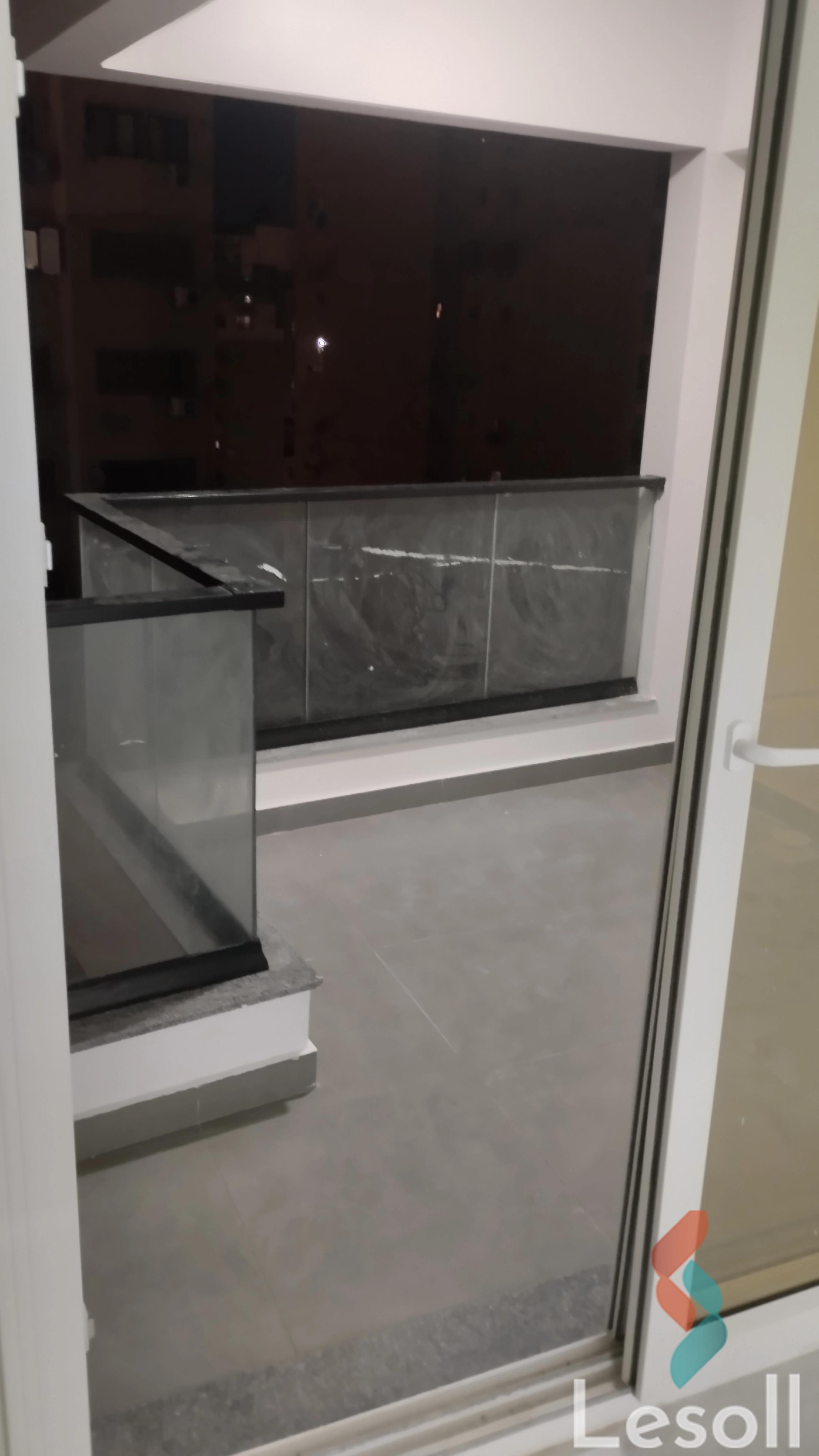 Apartment for sale with an area 175 meters and 3 rooms in Laurent Alexandria