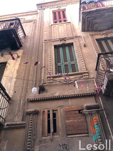 Building for sale with an area 130 meters and 3 rooms in Giza Square Giza