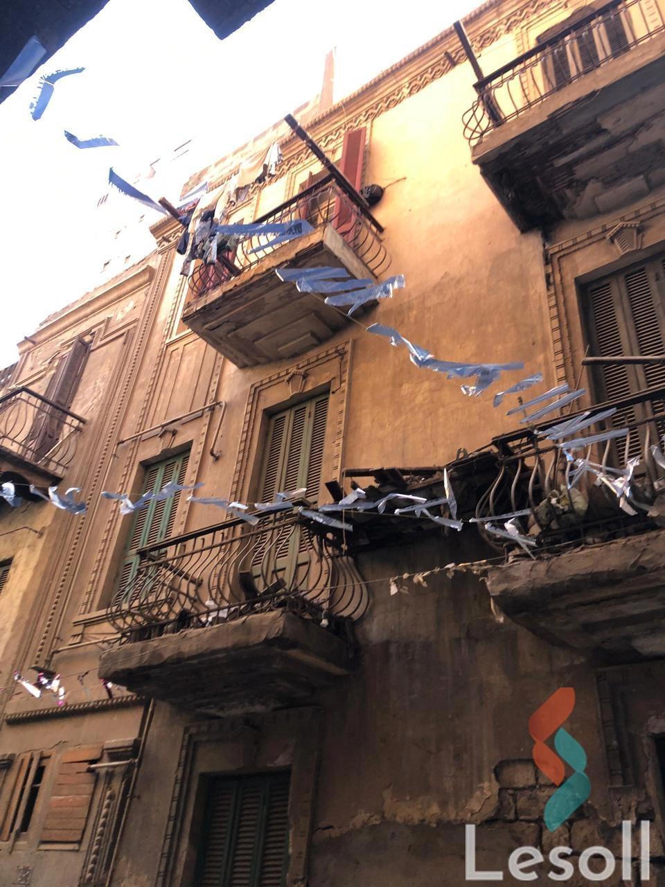 Building for sale with an area 130 meters and 3 rooms in Giza Square Giza