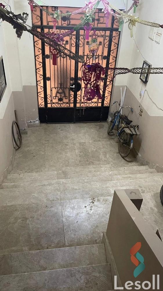 Building for sale with an area 90 meters and 3 rooms in Warraq Giza