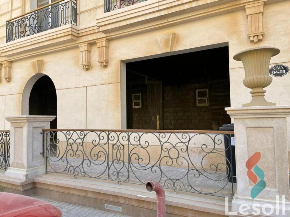 Shop for sale with an area 98 meters in New Cairo Cairo - All Images