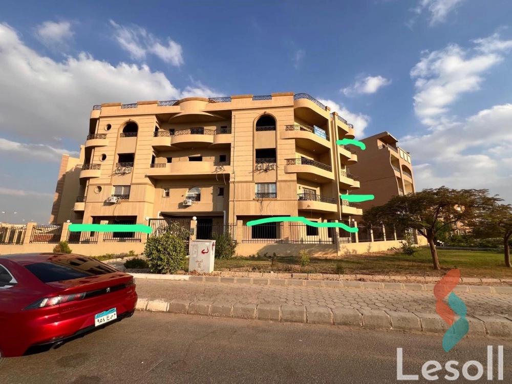 شقة للبيع بمساحة 300 متر و 3 غرف في مدينة الشروق القاهرة