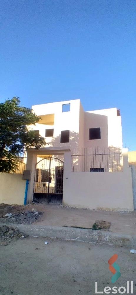 Apartment with garden for sale with an area 150 meters and 2 room in Assiut El Gednumbera Assiut - All Images