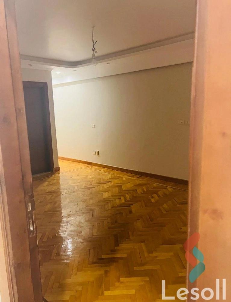 Apartment for monthly rent with an area 195 meters and 3 rooms in Boulkly Alexandria