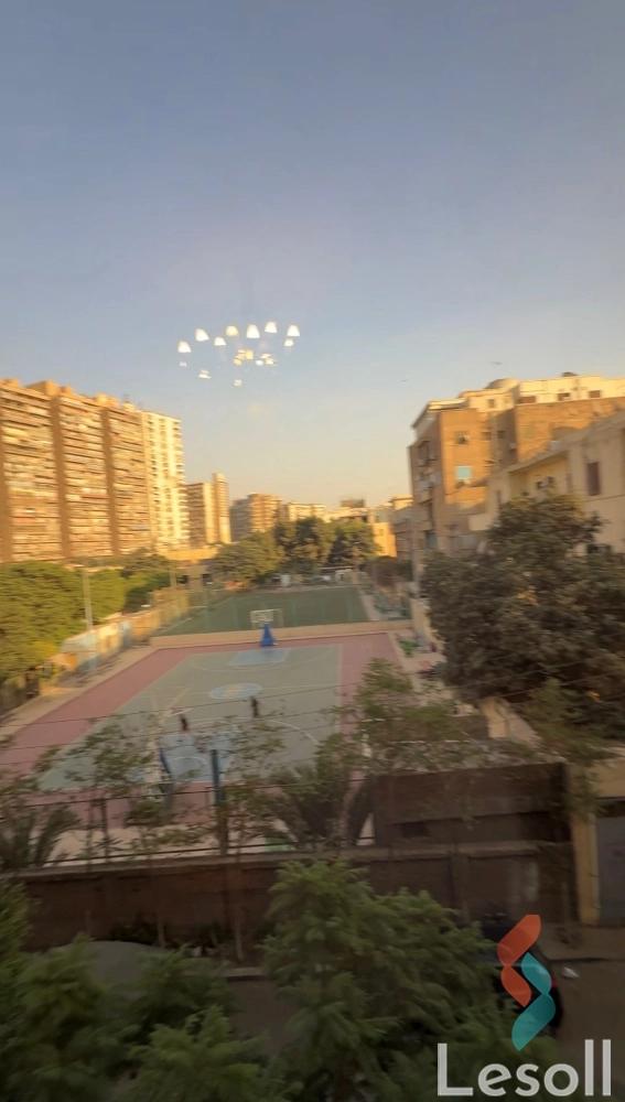 Apartment for yearly rent with an area 200 meters and 4 rooms in Heliopolis Cairo