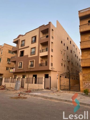 Apartment with garden for sale with an area 157 meters and 2 room in Shorouk Cairo