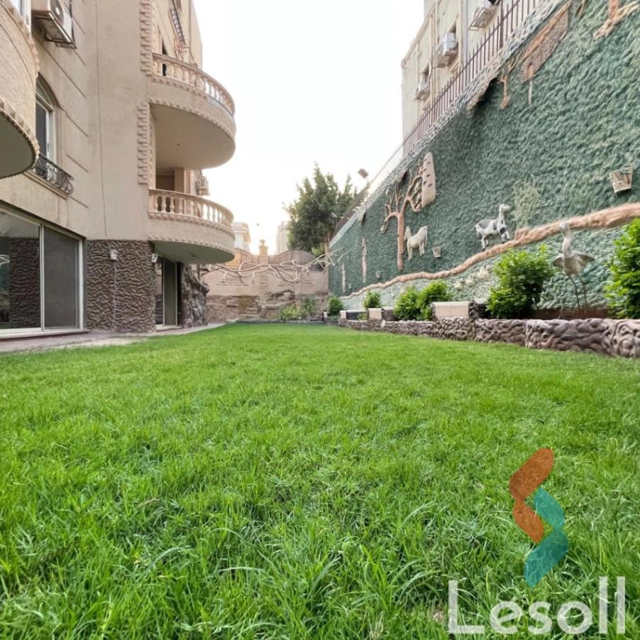 Villa for sale with an area 850 meters and 10 rooms in 5th Settlement Cairo