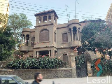 Villa for sale with an area 885 meters and 9 rooms in Heliopolis Cairo