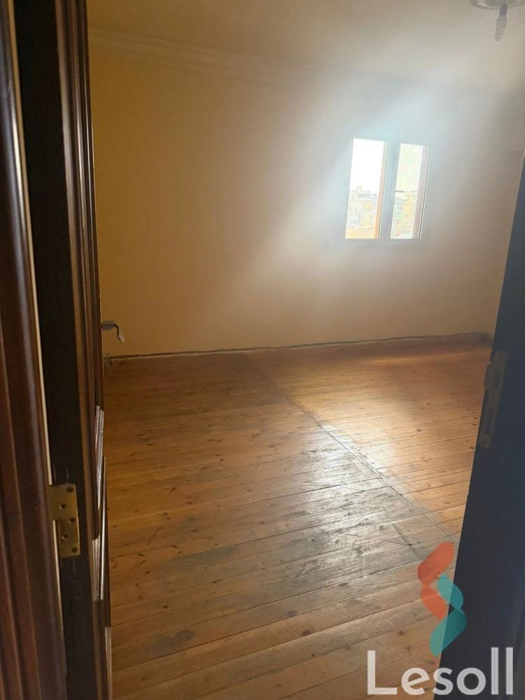 Apartment for monthly rent with an area 275 meters and 4 rooms in Heliopolis Cairo