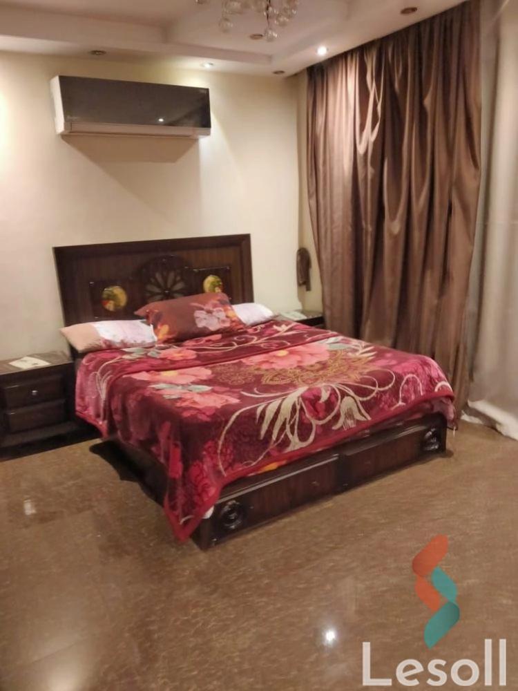 Apartment for daily rent with an area 165 meters and 3 rooms in Mohandessin Giza