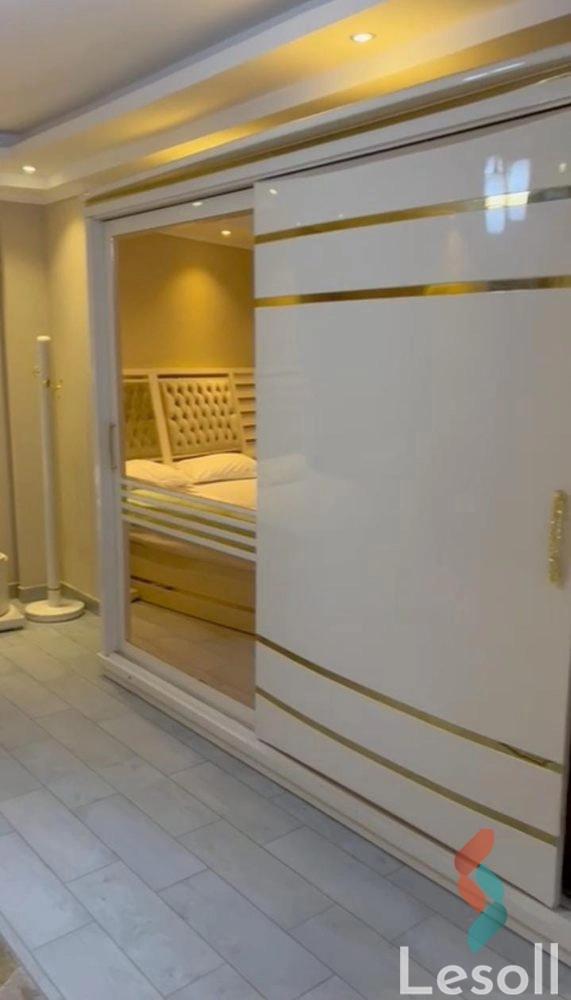 Apartment for monthly rent with an area 235 meters and 3 rooms in Mohandessin Giza