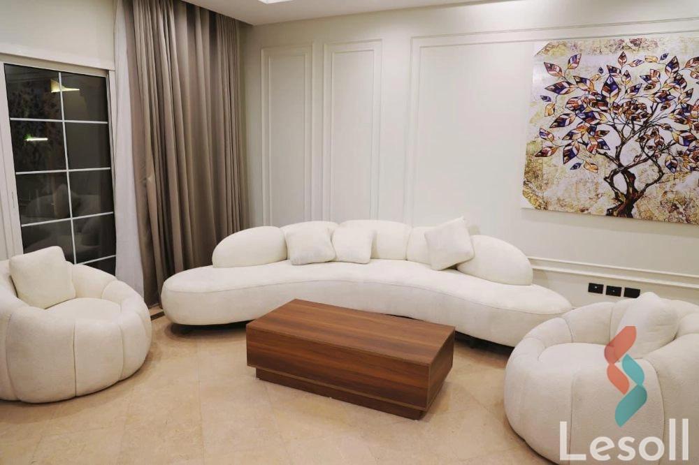 Twin house for monthly rent with an area 300 meters and 5 rooms in Madinty Cairo