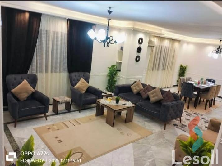 Apartment for monthly rent with an area 170 meters and 3 rooms in Mohandessin Giza