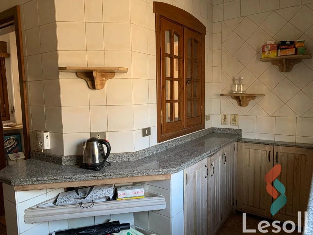 Penthouse for sale with an area 390 meters and 5 rooms in Mohandessin Giza