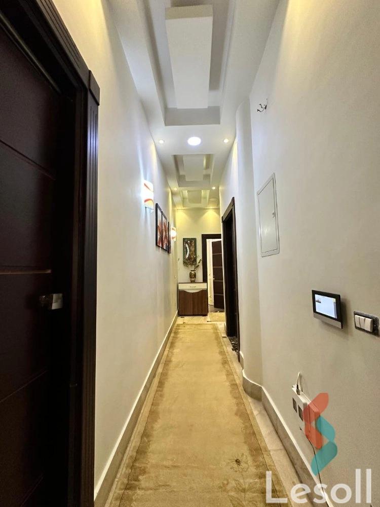 Duplex for sale with an area 440 meters and 5 rooms in 1st Settlement Cairo