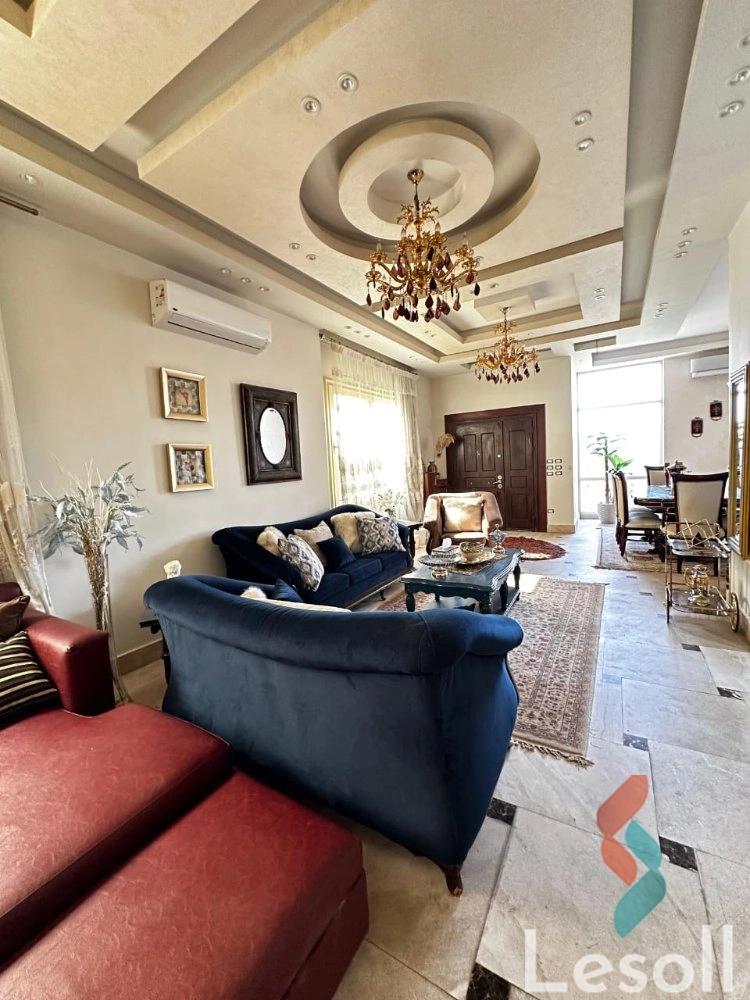 Duplex for sale with an area 440 meters and 5 rooms in 1st Settlement Cairo