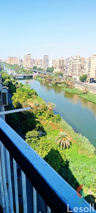 Apartment for daily rent with an area 150 meters and 3 rooms in Manyal Cairo