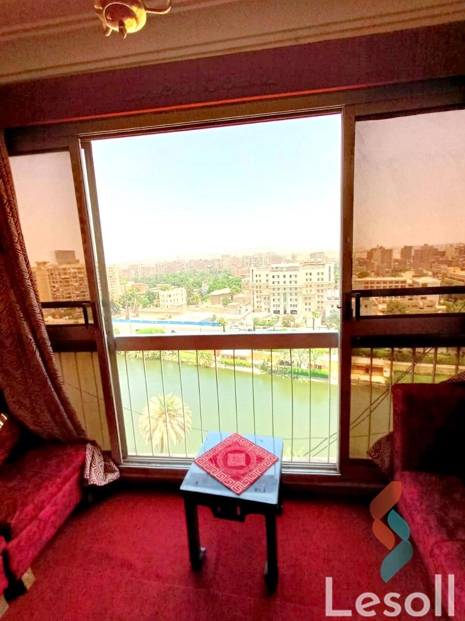 Apartment for daily rent with an area 150 meters and 3 rooms in Manyal Cairo