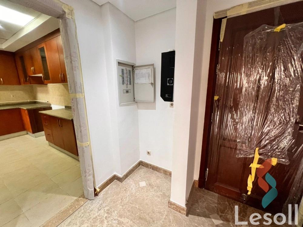 Apartment for monthly rent with an area 120 meters and 2 room in Mokattam Cairo