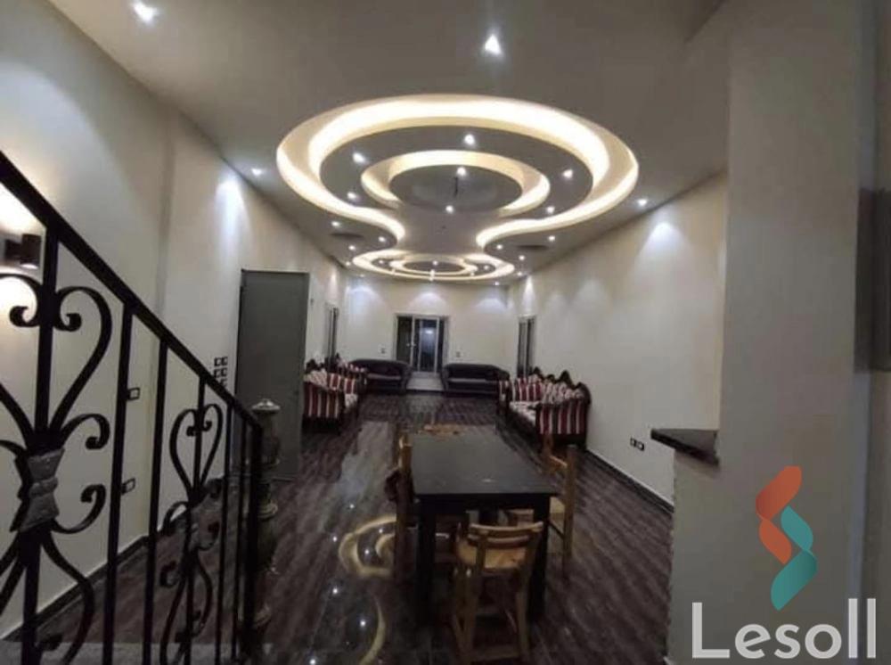 فيلا للايجار الشهري بمساحة 250 متر و 6 غرف في 6 اكتوبر الجيزة