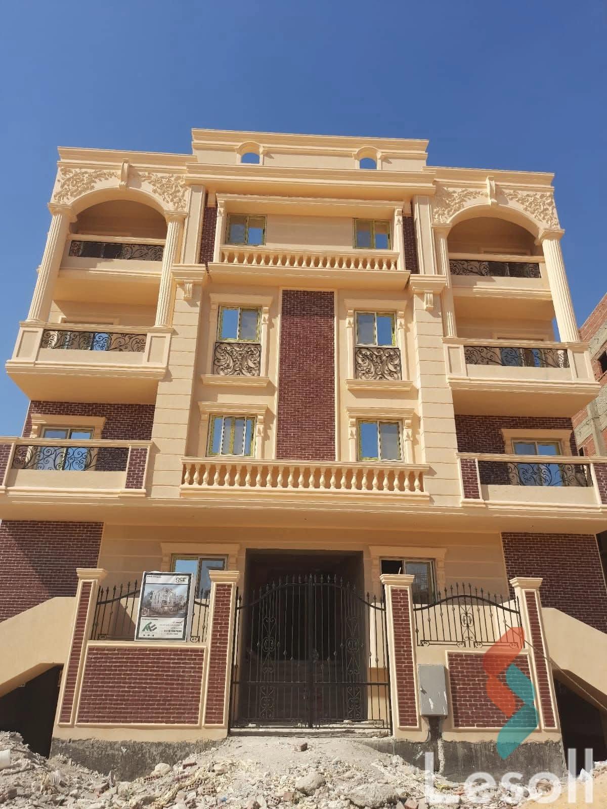 Building for sale with an area 618 meters and 3 rooms in October 6 Giza