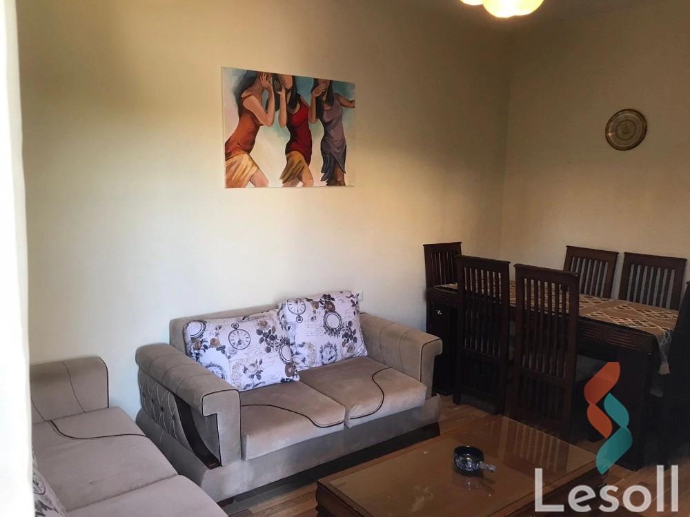 شقة بحديقة للبيع بمساحة 90 متر و غرفتان في الشيخ زايد الجيزة