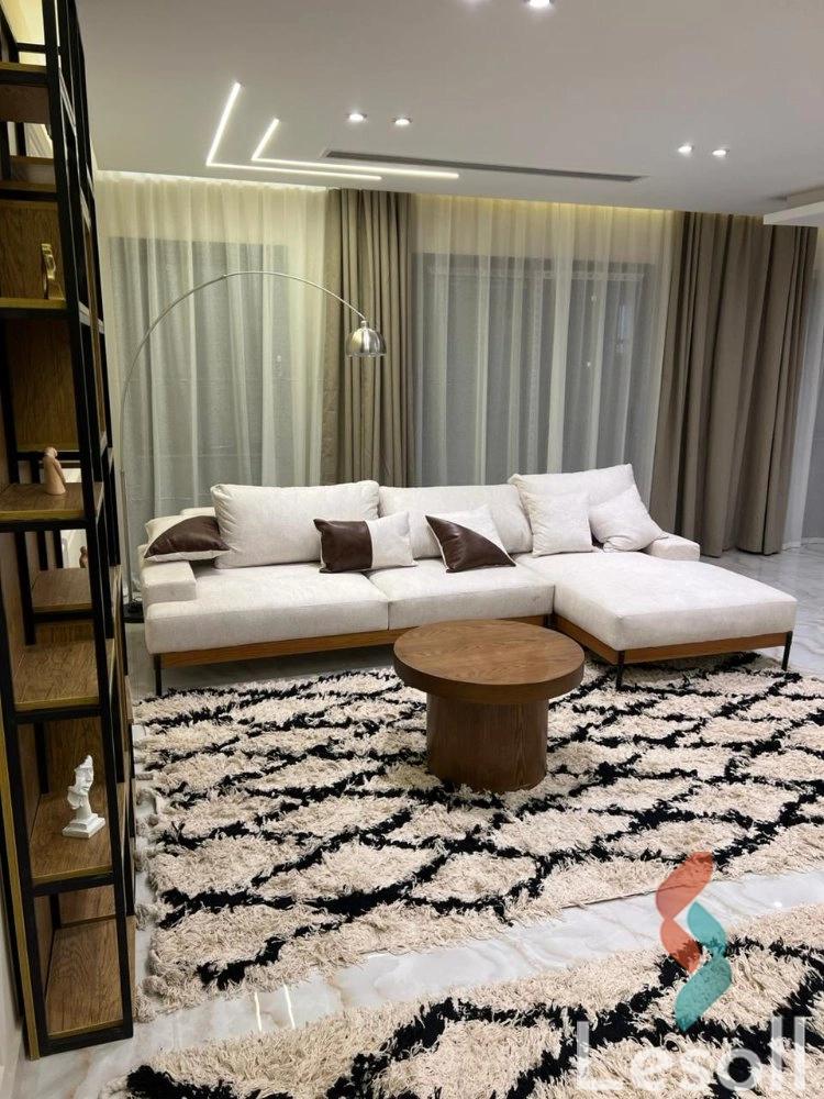 Apartment for monthly rent with an area 205 meters and 3 rooms in New Cairo Cairo