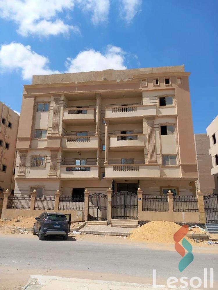 Apartment for sale with an area 180 meters and 3 rooms in 5th Settlement Cairo
