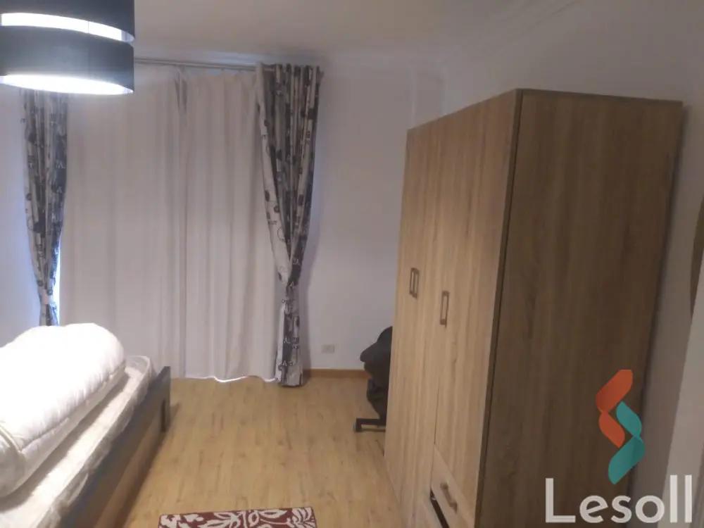 Apartment with garden for monthly rent with an area 295 meters and 4 rooms in Madinty Cairo