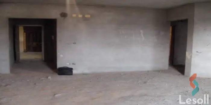 شقة بحديقة للبيع بمساحة 152 متر و 3 غرف في القاهرة الجديدة القاهرة