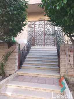 شقة للبيع 100 متر دور ارضي بحديقتين خلفية 40 متر امامية 10 متر- الحصري 6 اكتوبر