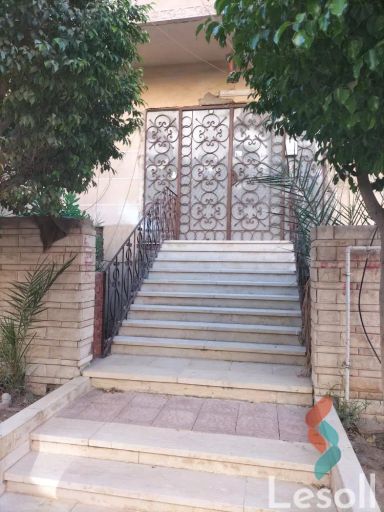 Apartment with garden for sale with an area 100 meters and 2 room in October 6 Giza