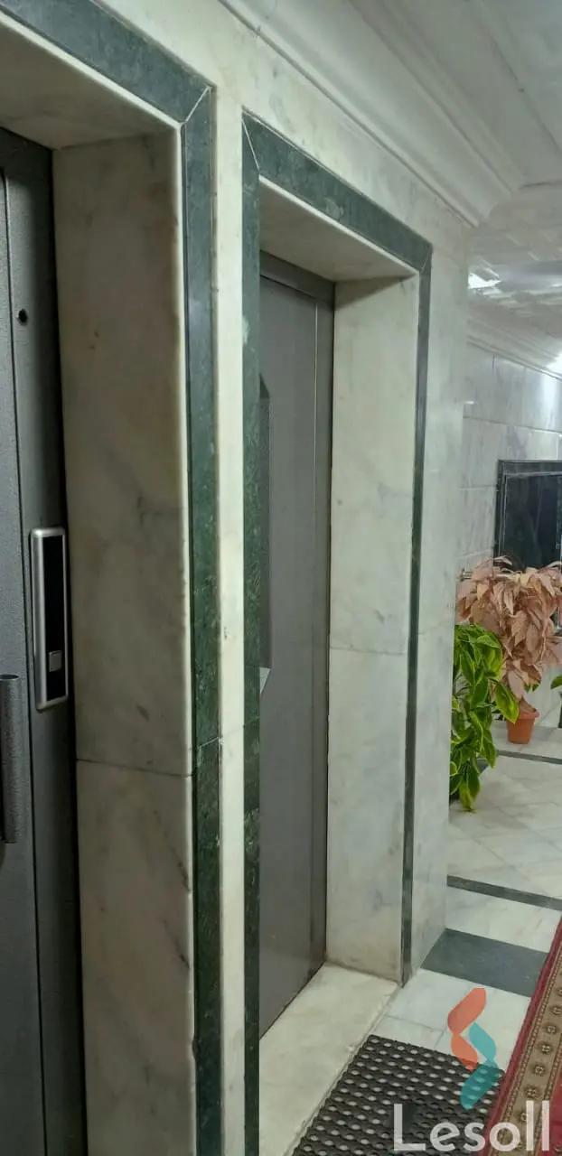 شقق فندقية للايجار الشهري بمساحة 140 متر و 3 غرف في ميامي الاسكندرية